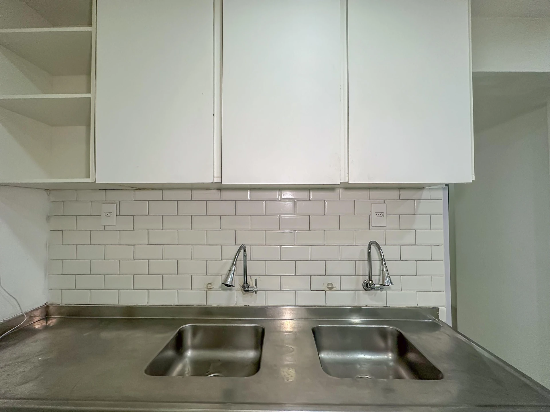 Apartment with 3 bedrooms, 1 en-suite and separate kitchen — photo 24