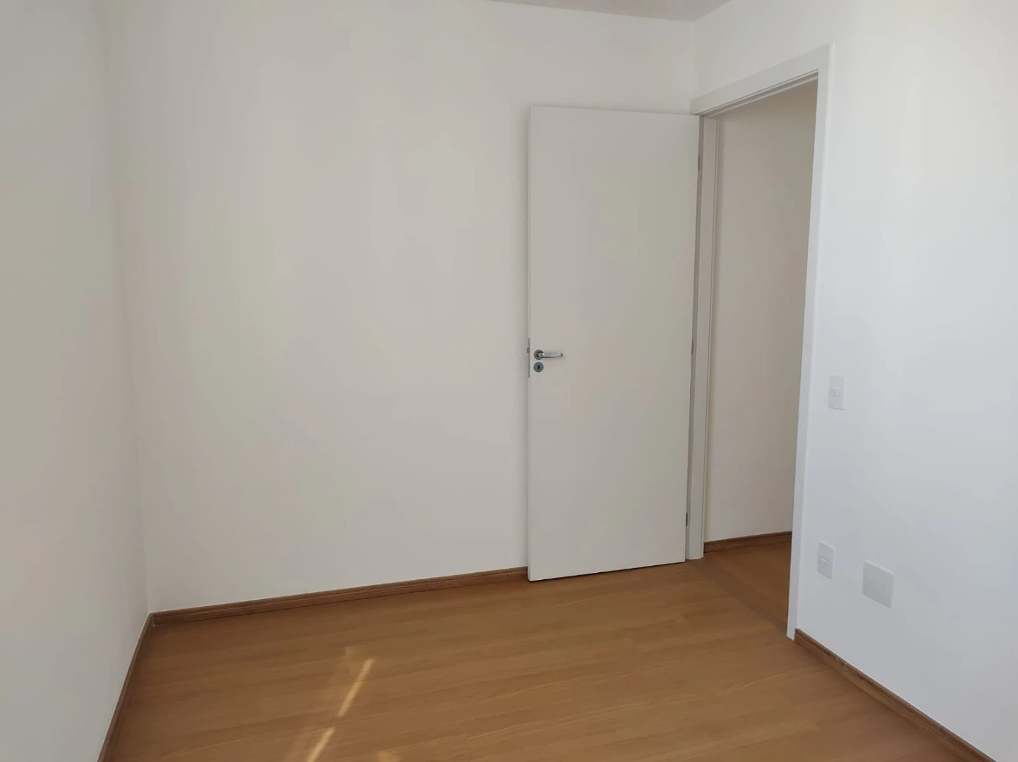 Apartment, 44 m², with wood or laminate floors — photo 5