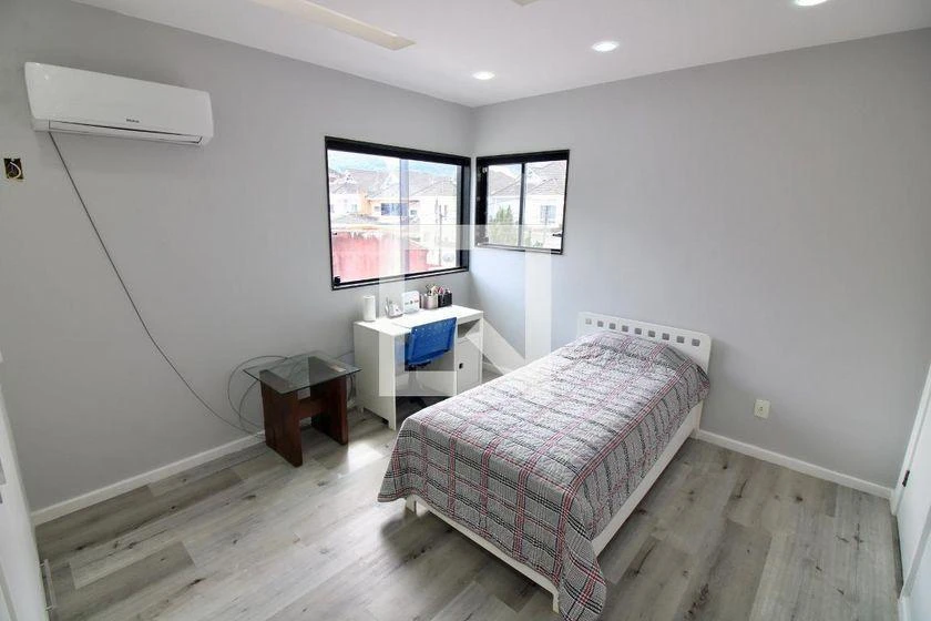 Furnished house, 260 m², with a bathtub — photo 39