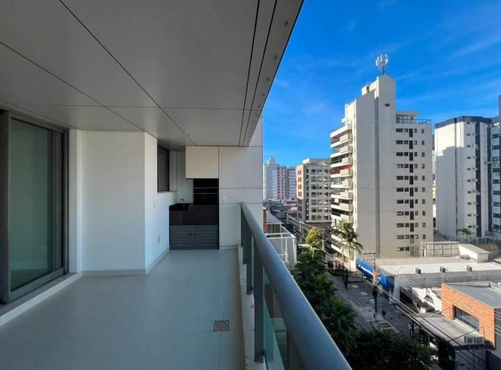 Apartamento de 200 m² com 3 suítes e piscina no prédio — photo 4