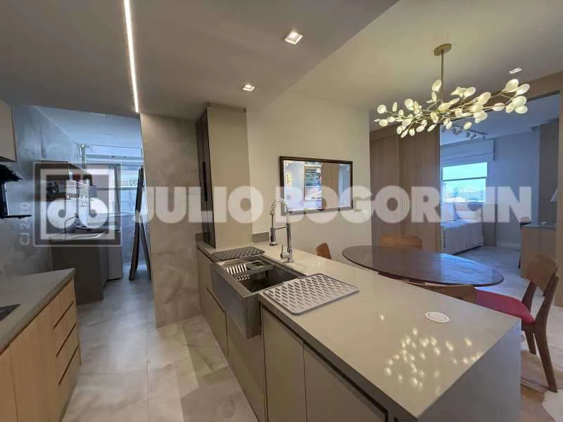 Furnished 2-bedroom apartment with an en-suite — photo 15