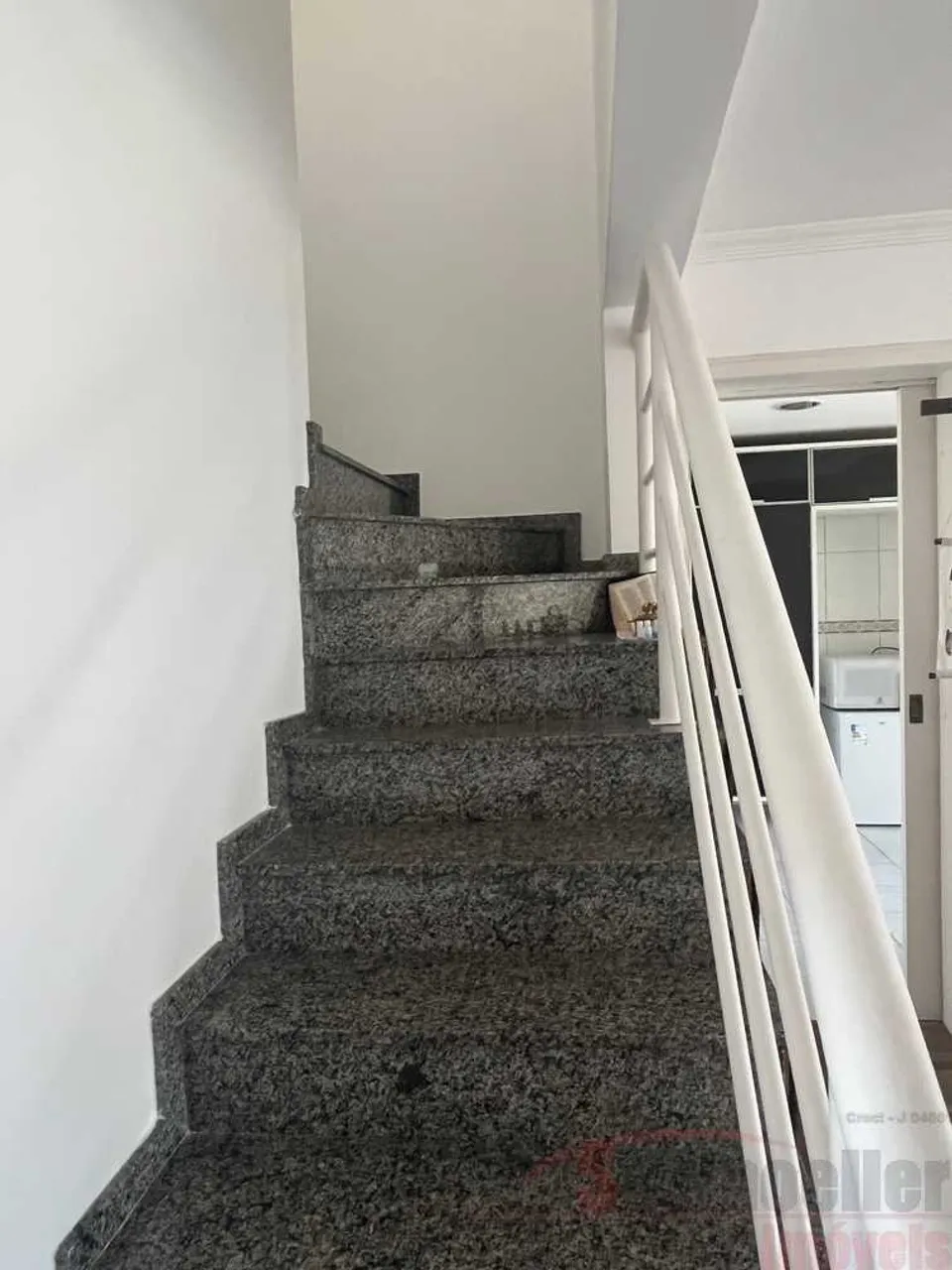 Sobrado com 3 dormitórios e churrasqueira privativa — photo 18