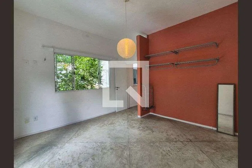 Casa de 3 quartos com 2 vagas e pets permitidos — photo 17