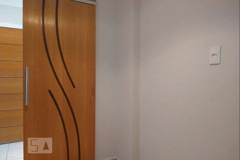 Невелика квартира з 2 спальнями 55 м² і окремою кухнею — photo 26