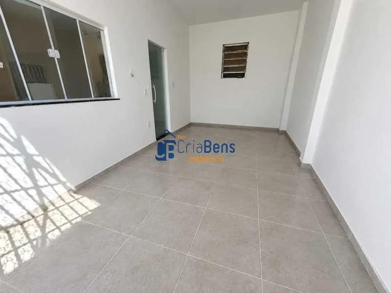 3-bedroom apartment, 1 with its own bathroom, 200 m² — photo 12