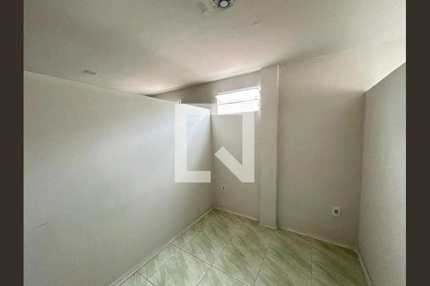 Casa para alugar sem mobília com 4 quartos e 1 banheiro — photo 32