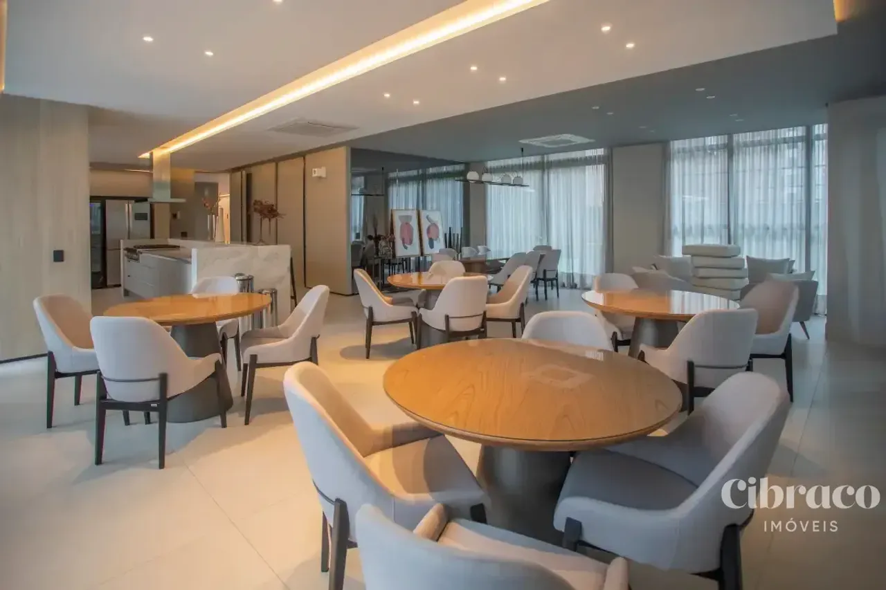 Unfurnished 288 m² apartment with 3 en-suite bedrooms — photo 20