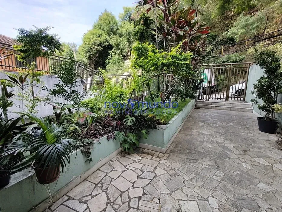 2-bedroom apartment, 1 with its own bathroom, 64 m²