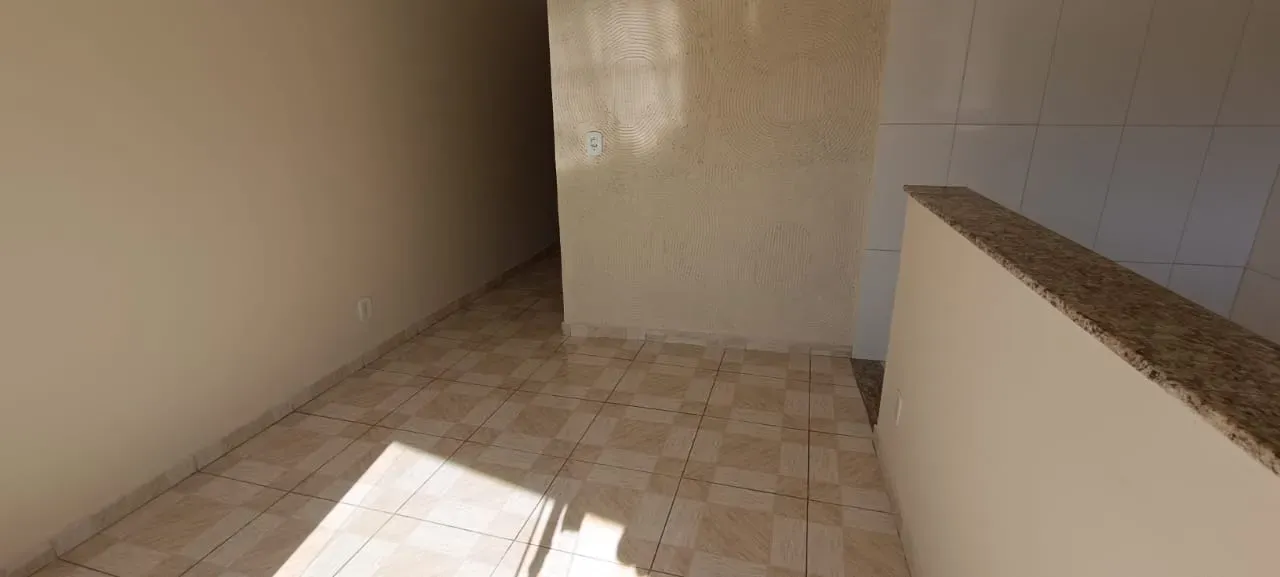 First-floor apartment with 2 bedrooms and balcony — photo 9
