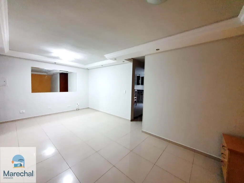 Condo townhouse with 3 bedrooms and a gas open-plan kitchen — photo 7