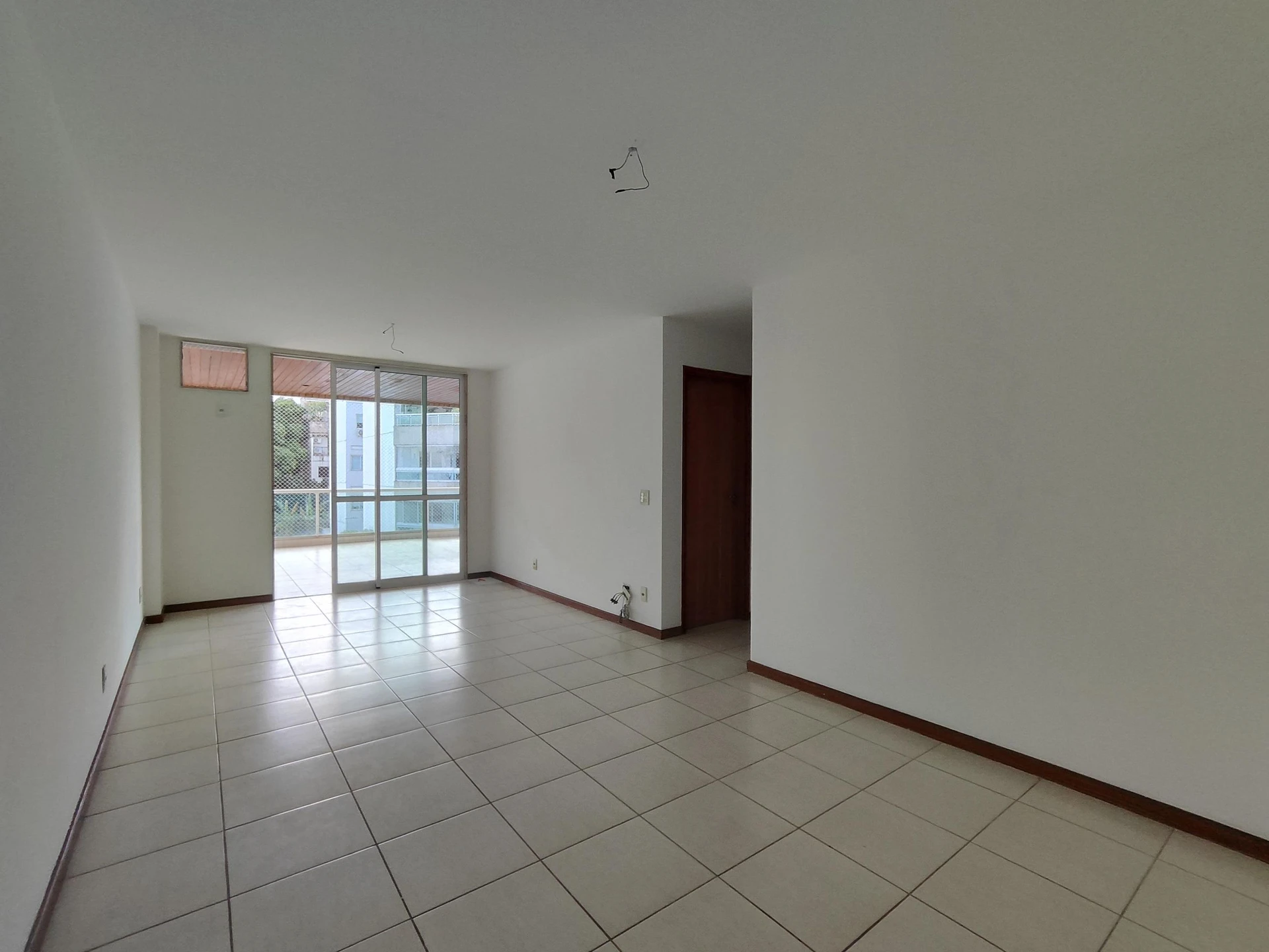 3-bedroom apartment, 1 with its own bathroom, 100 m² — photo 25