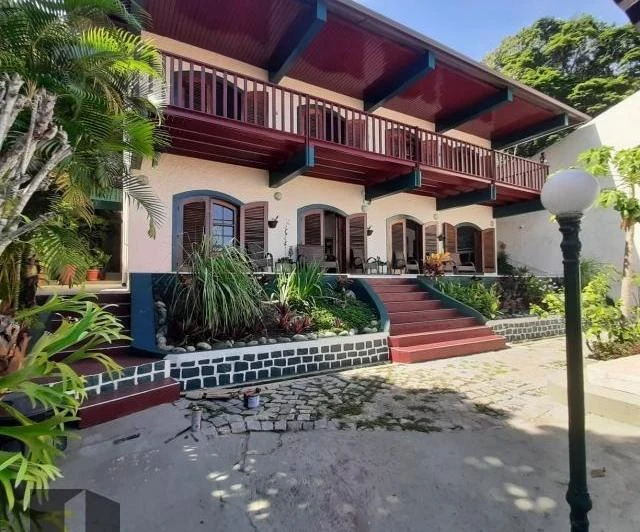 Casa 493 m² com 4 quartos e churrasqueira na varanda — photo 2