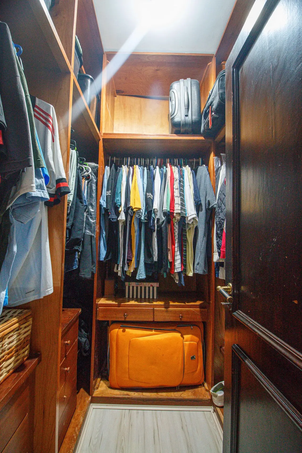 Furnished 2-bedroom apartment with 2 bathrooms and pet-friendly policy — photo 23