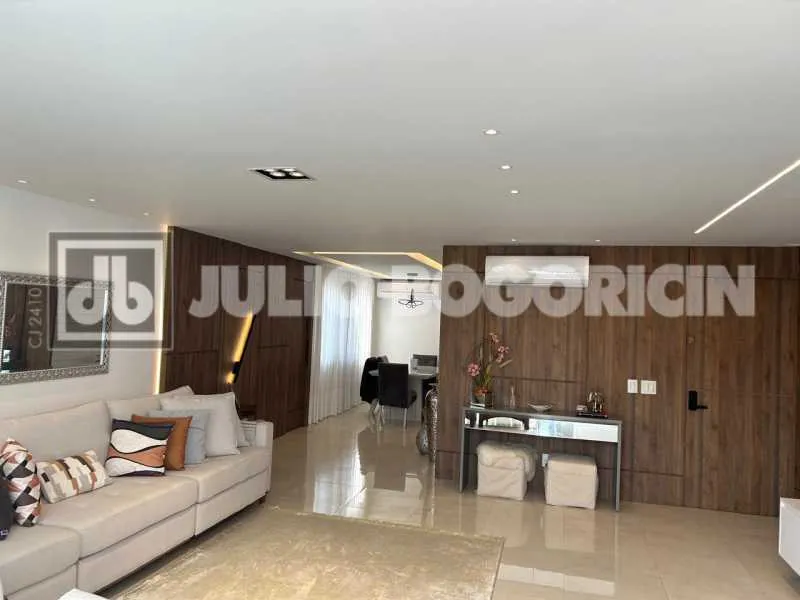 Apartamento sem mobília com 3 quartos e 5 banheiros — photo 10