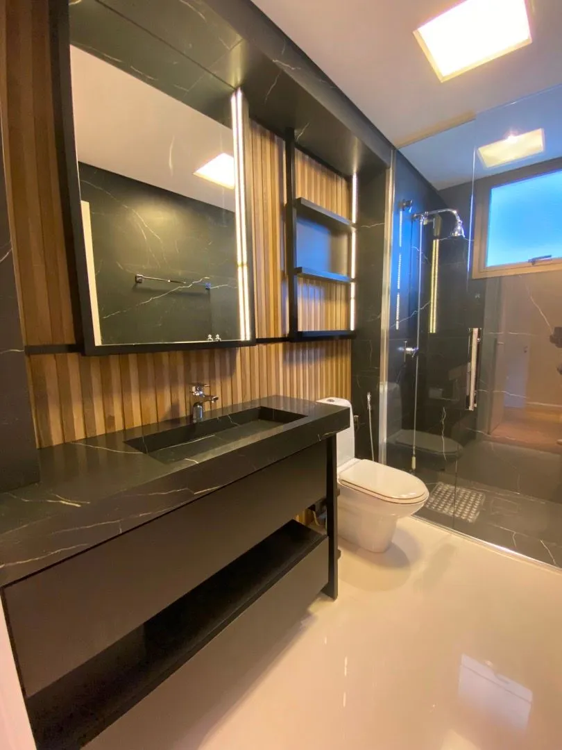 Балкон з грилем та 3 спальні: квартира 397 м² — photo 16