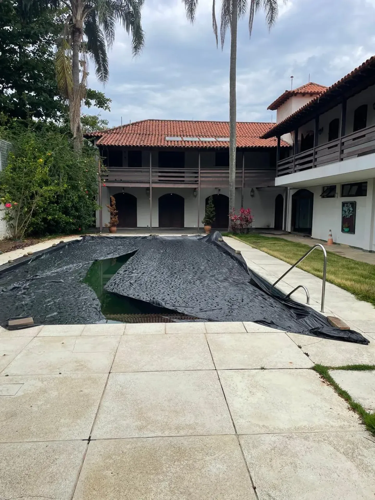 Casa com 5 quartos e cozinha fechada a gás — photo 18
