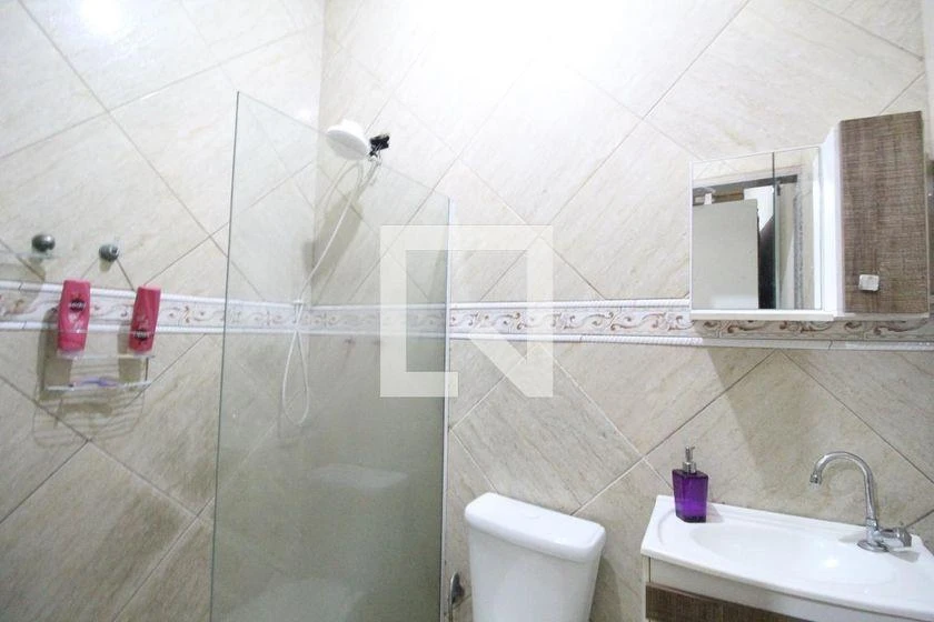 Furnished house, 200 m², with a glass-enclosed balcony — photo 12