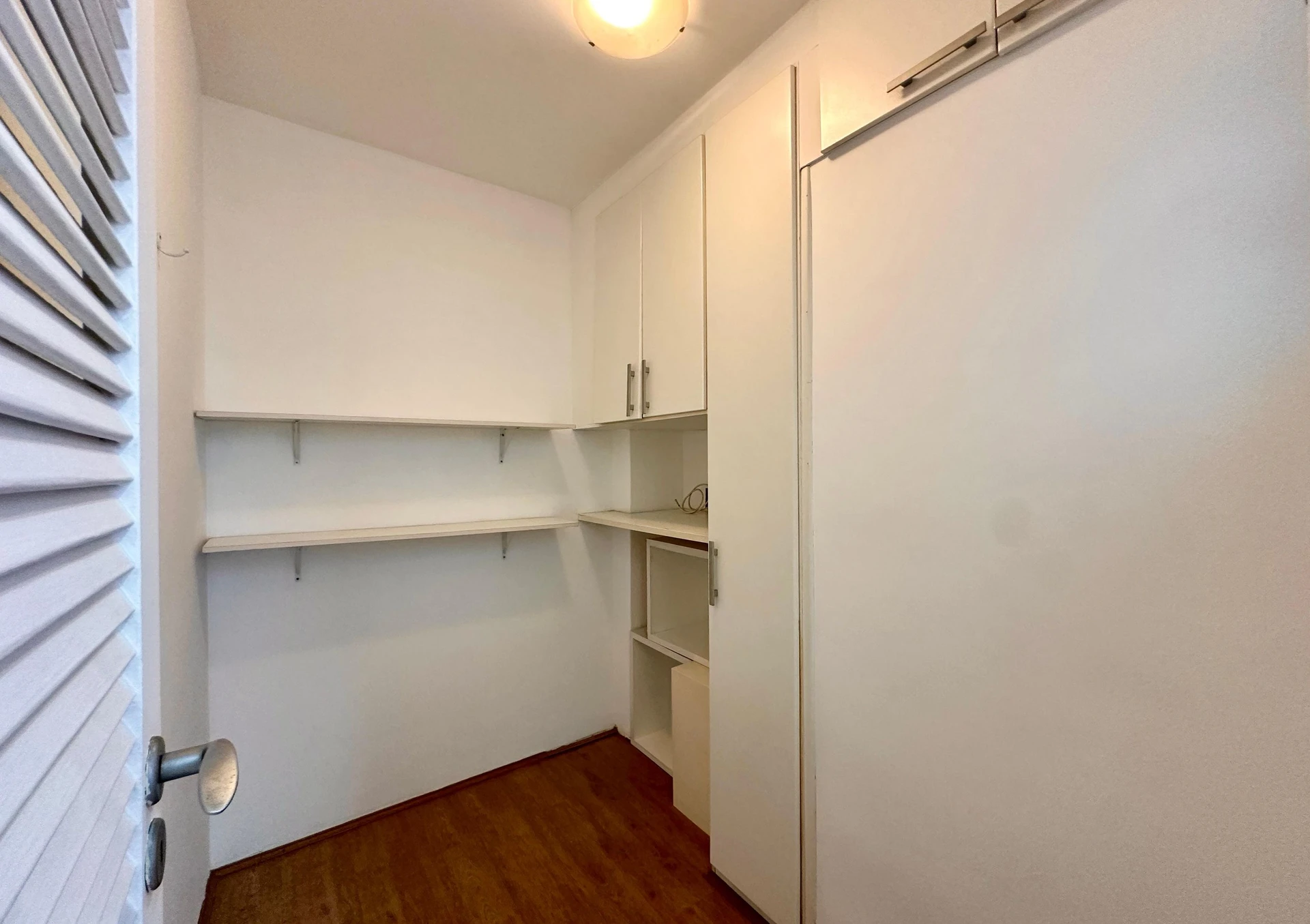 Rental apartment with 3 bedrooms and 1 en-suite — photo 37