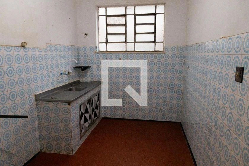 Casa de 4 quartos com varanda envidraçada, Pechincha