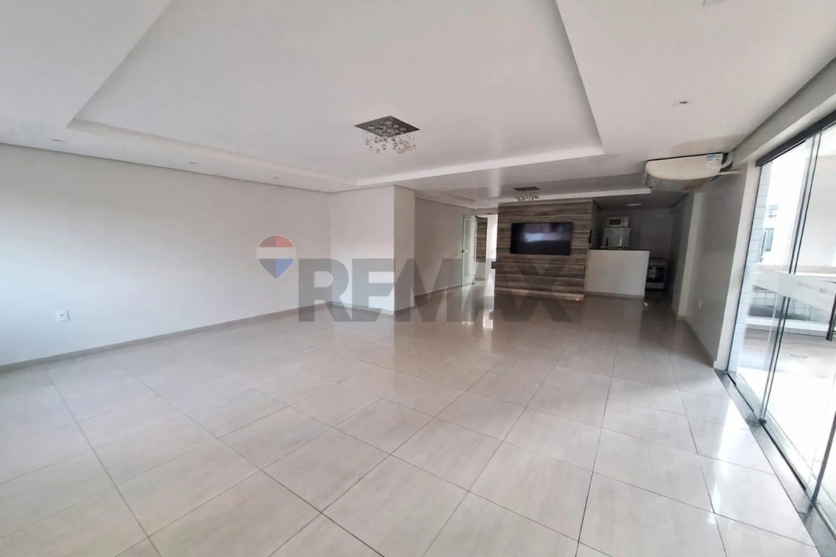 Washing machine in a 3-bedroom apartment, 110 m² — photo 23