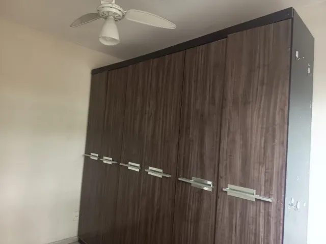2-bedroom apartment in a building with a gym — photo 14