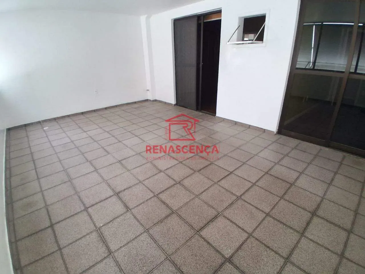 Apartamento com 4 quartos e varanda — photo 25