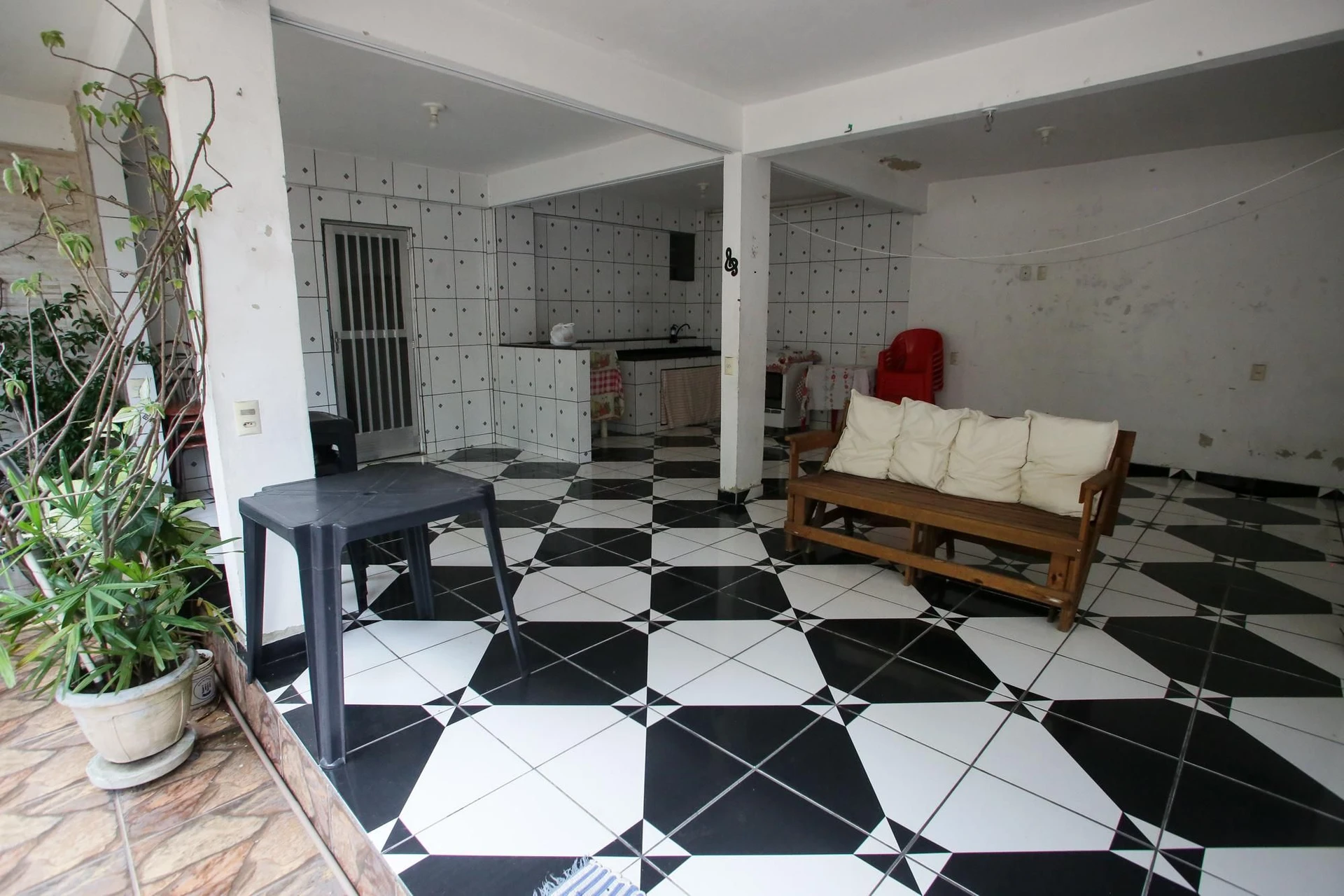 Casa mobiliada com 3 quartos, quintal privativo — photo 35