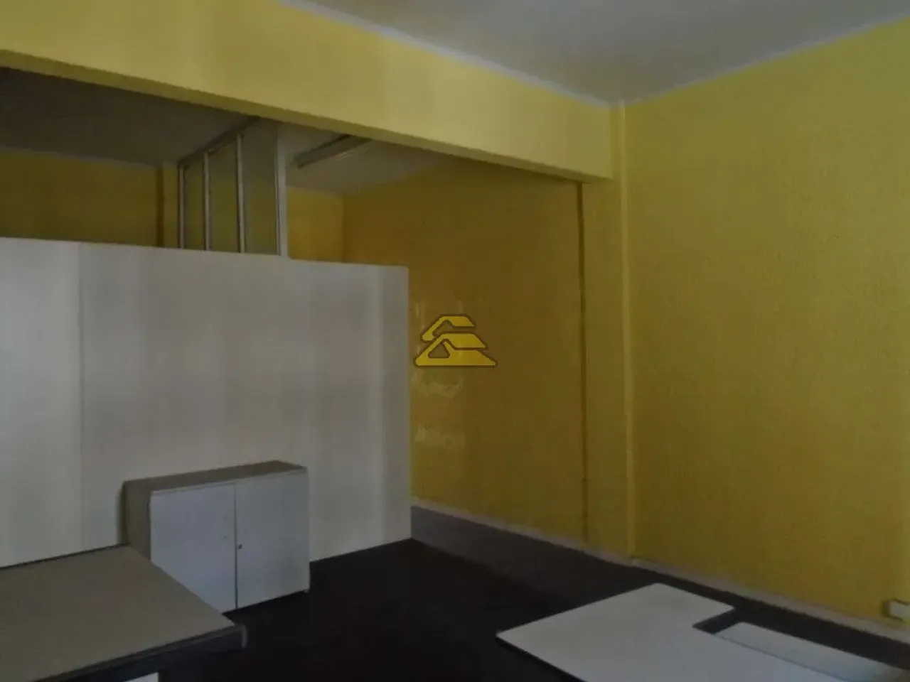 1-bedroom apartment with elevator and ceramic tile floors — photo 12
