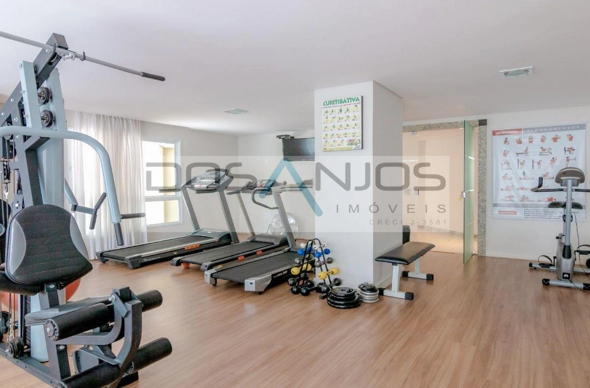 3-bedroom apartment in a building with a gym — photo 17