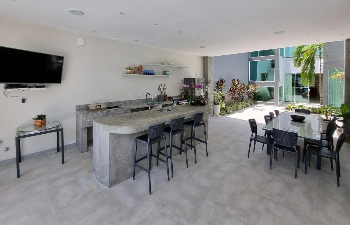 Furnished house with 5 bedrooms and 1100 m² — photo 3