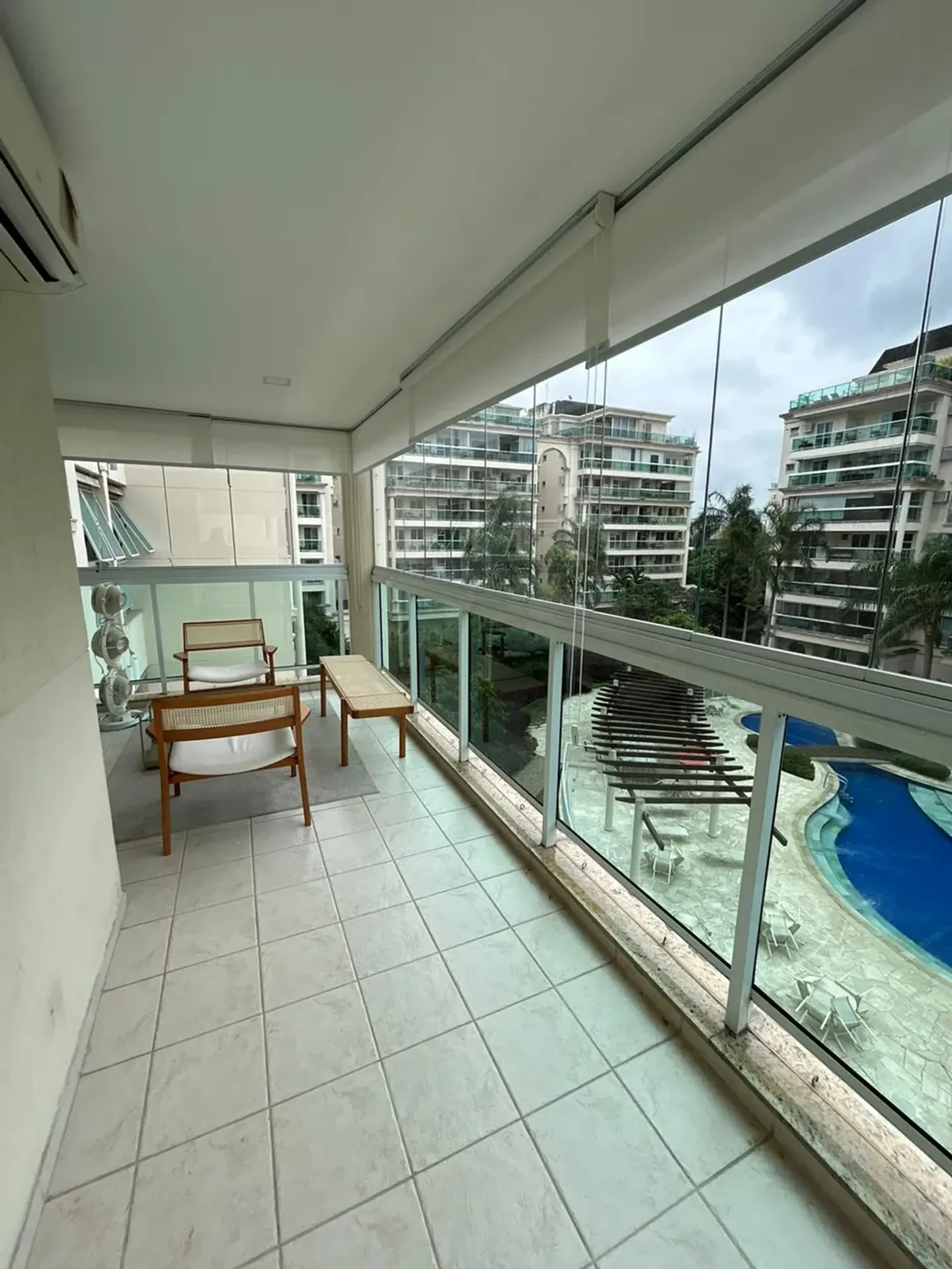 Furnished apartment, 98 m², with a washing machine — photo 12
