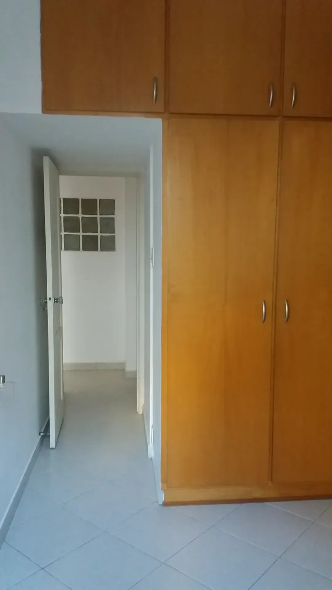 Home office in a 2-bedroom apartment, 80 m² — photo 11