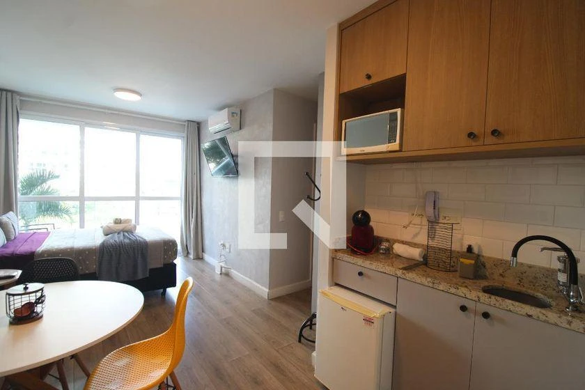 Furnished 79 m² apartment with 2 bedrooms and 2 bathrooms — photo 19