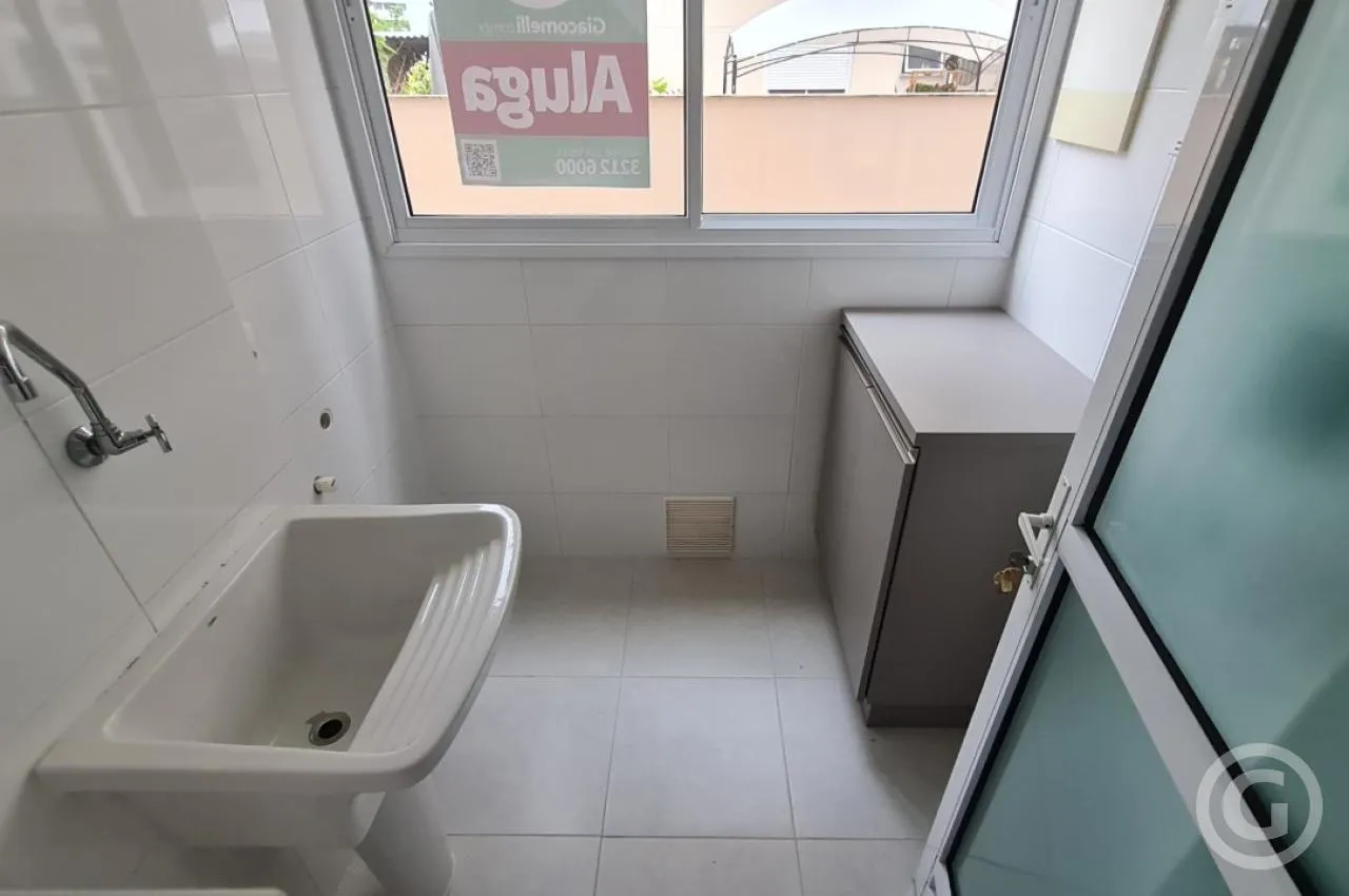 Furnished 82 m² apartment with mountain views — photo 11