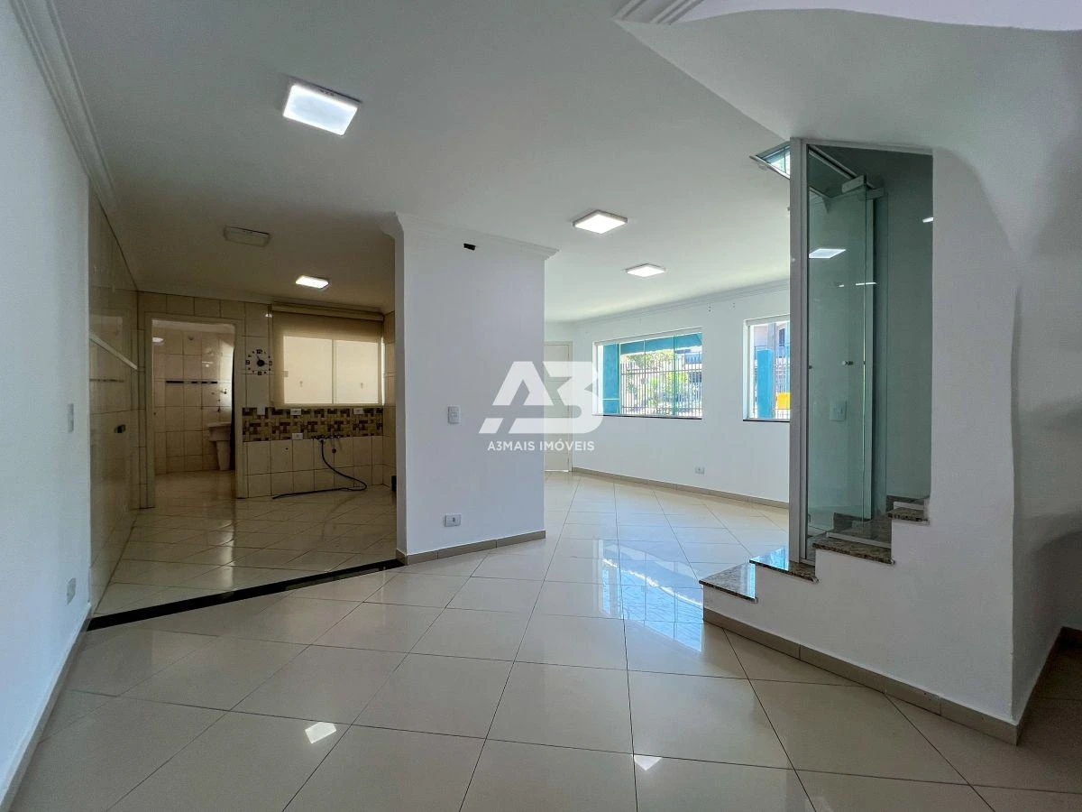 4-bedroom house with a washing machine in Curitiba — photo 13