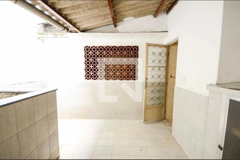 Apartamento para locação com 2 quartos e varanda — photo 31