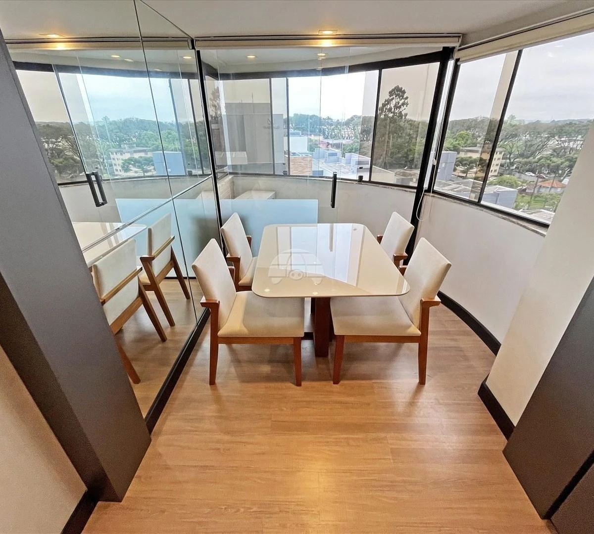 Furnished apartment, 108 m², with a grill on the balcony — photo 7