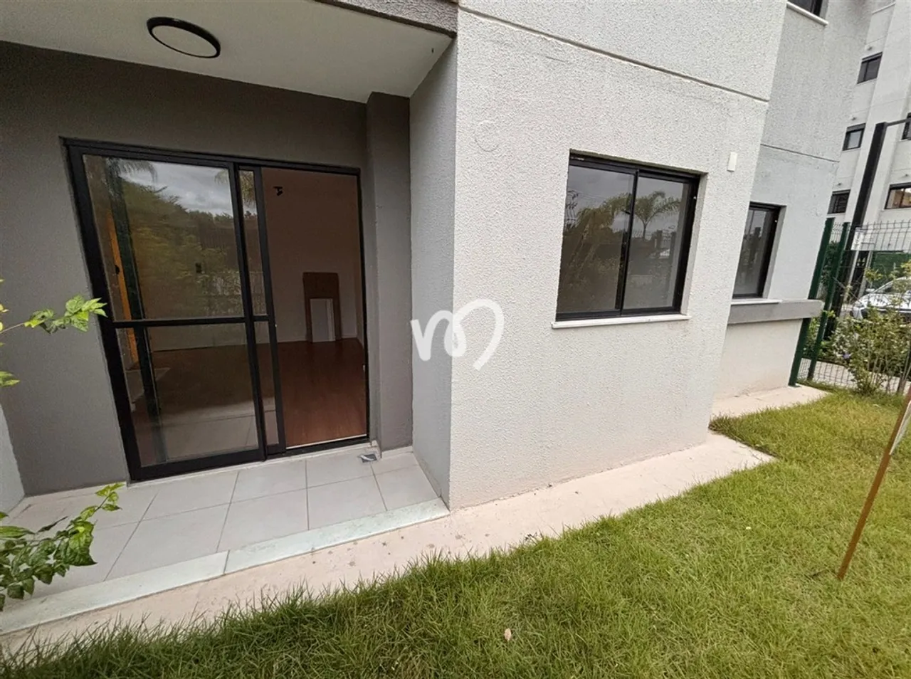 Unfurnished 2-bedroom apartment with 1 parking spot — photo 14