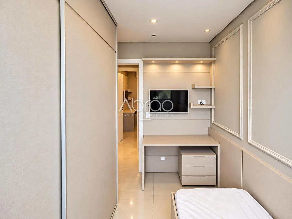 Furnished apartment, 114 m², with a home office — photo 14