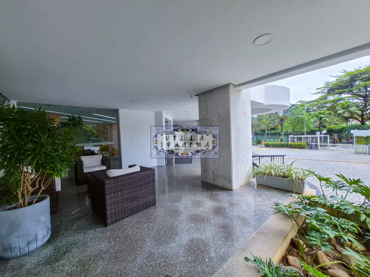 200 m² apartment with 3 en-suite bedrooms and private BBQ — photo 81