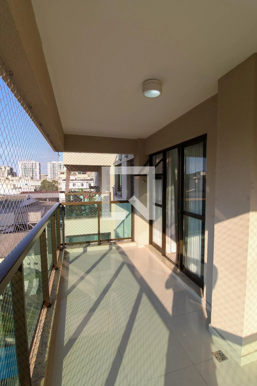 3-bedroom apartment with 3 bathrooms — photo 30