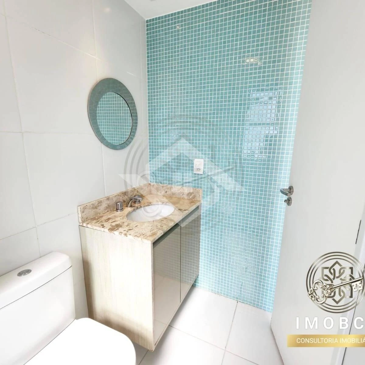 166 m² apartment with 3 bedrooms and a balcony — photo 33