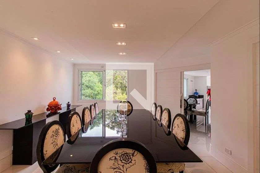 Casa de 3 dormitorios con jardín en Curitiba — photo 8