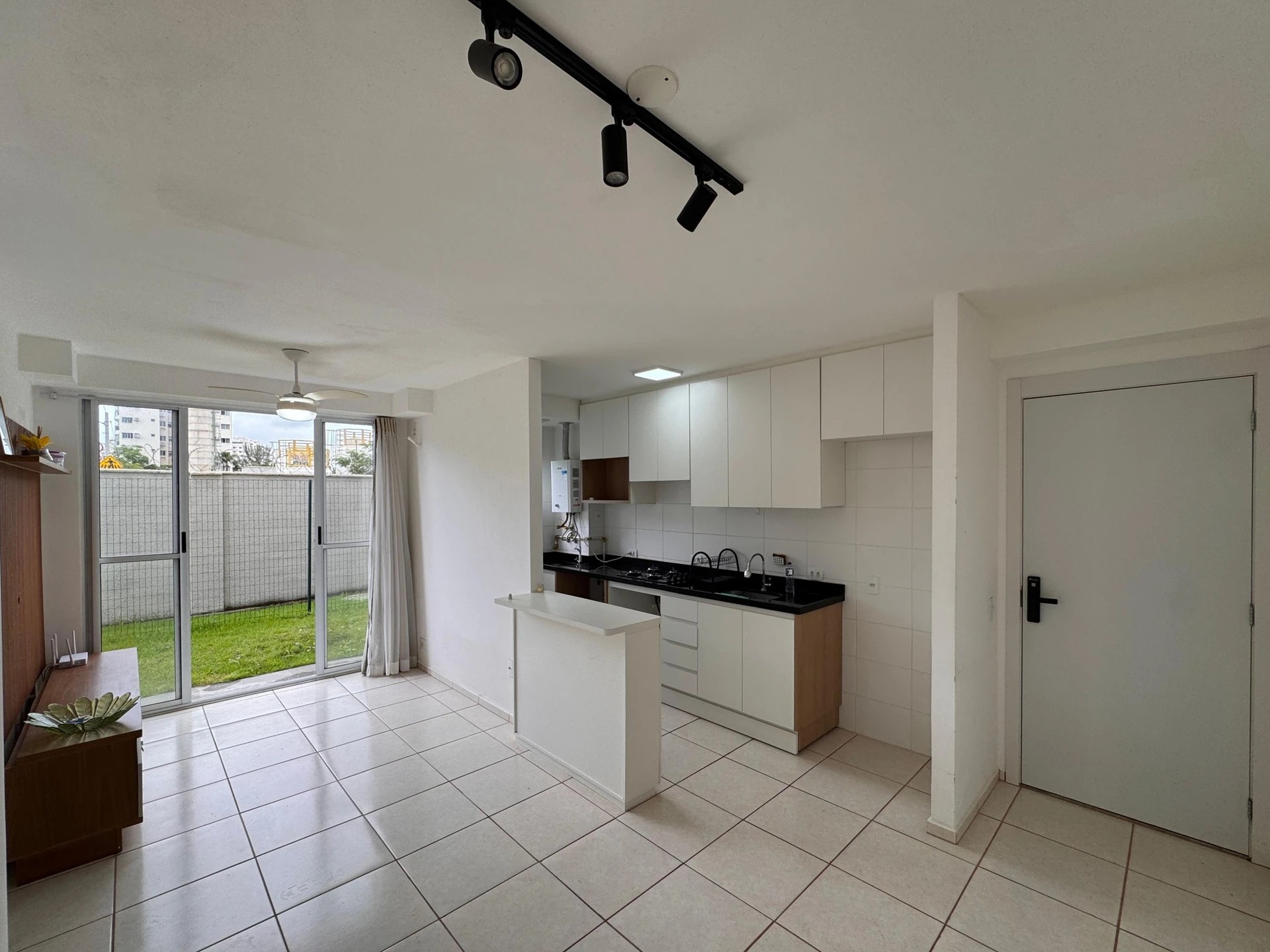 Apartamento de 2 quartos em condomínio com sauna