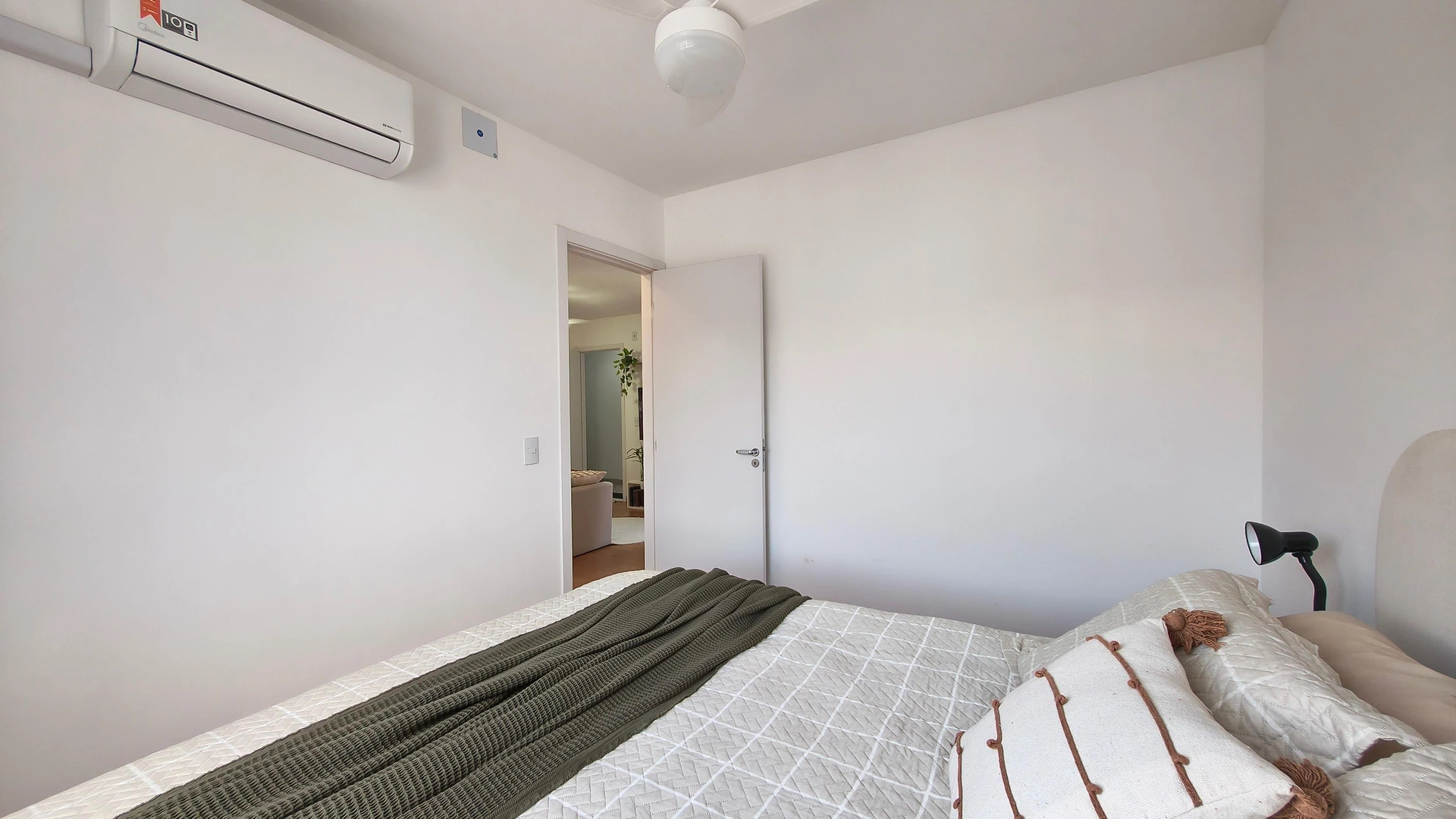 Washing machine in a 2-bedroom apartment, 44 m² — photo 16