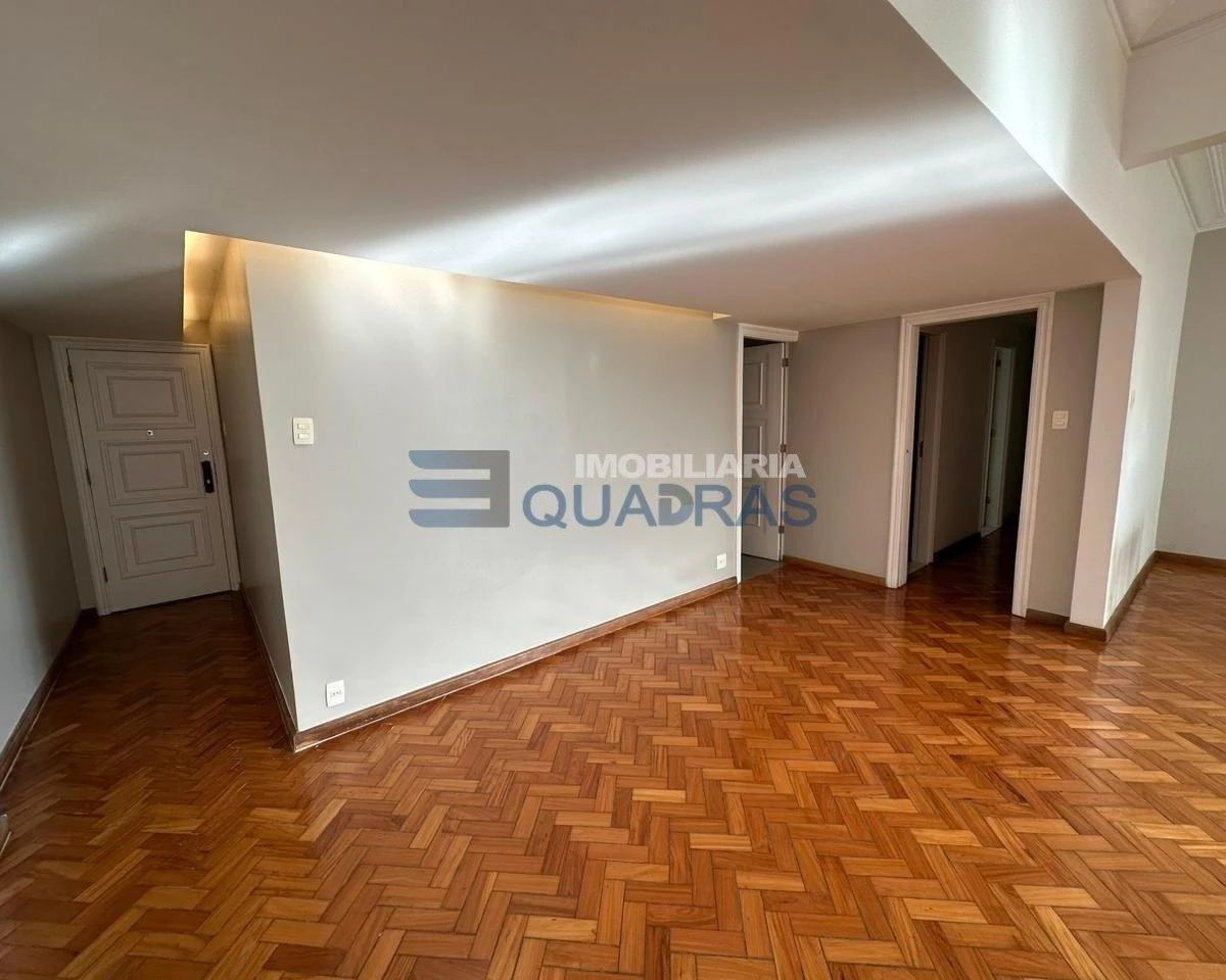 4-bedroom apartment with a home office in Rio de Janeiro — photo 4