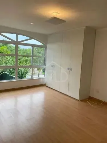 House with 4 bedrooms and 5 bathrooms, closed kitchen — photo 11