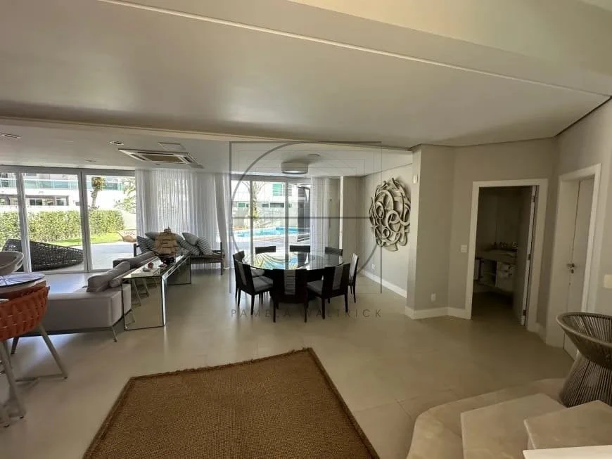 Casa de 5 dormitorios con bañera — photo 3