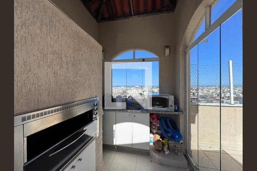 Furnished apartment, 145 m², with a grill on the balcony — photo 19