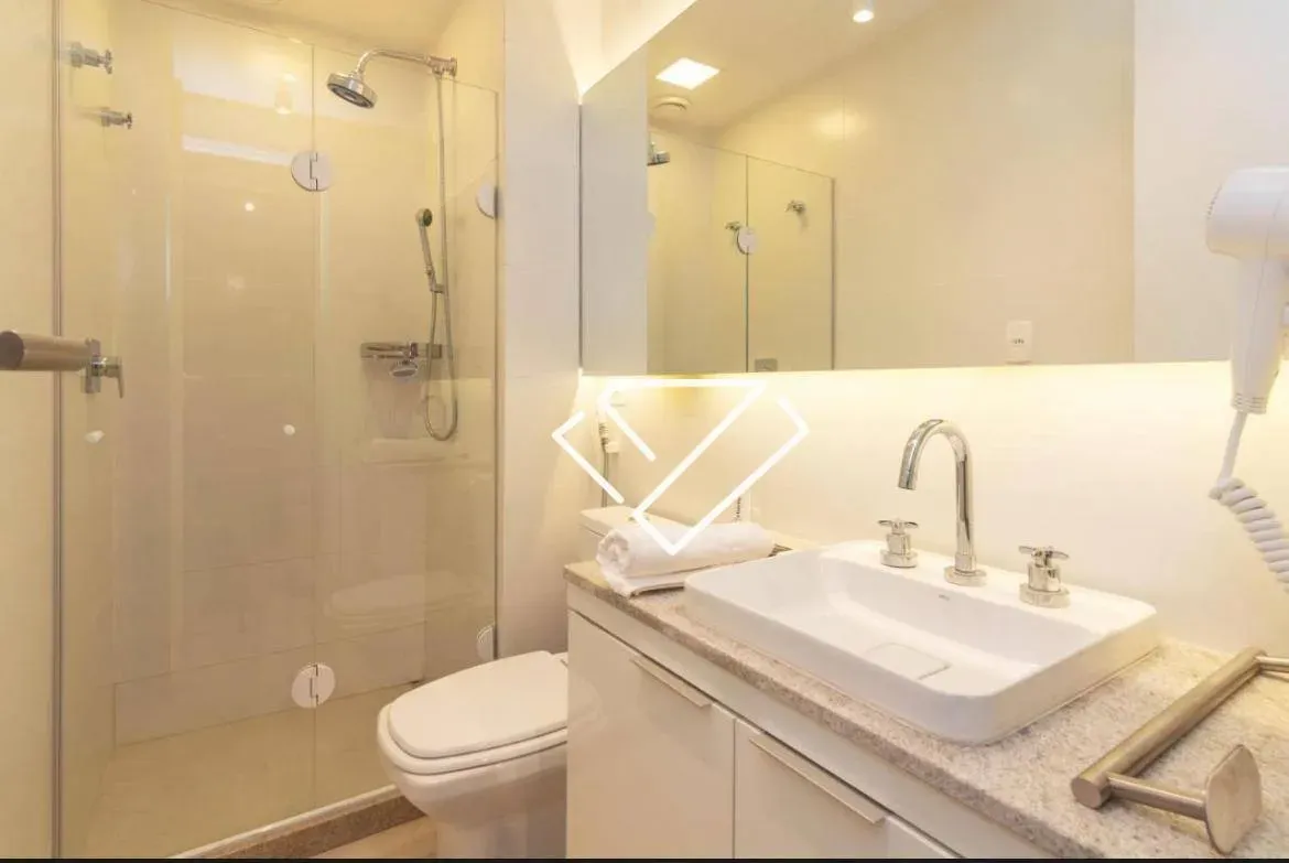 Квартира 41 м² із заскленим балконом та пральною машиною — photo 4
